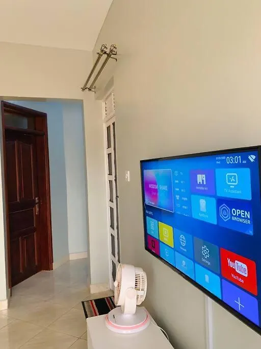 A- Grade Living Apartamento Kampala